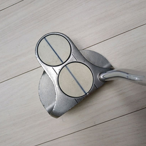 오디세이 화이트 스틸 2볼 퍼터