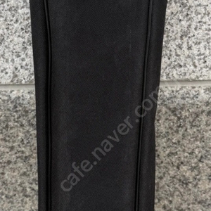 토탈 피나텔 휴대용 이젤(PI-250)입니다.