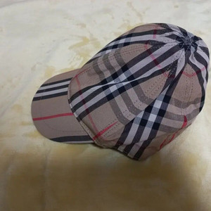 버버리 키즈 체크 볼캡 모자(L)