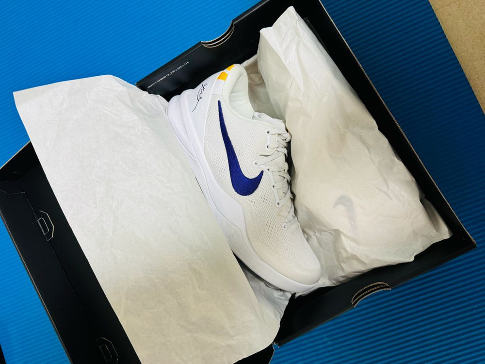 나이키 코비8 285 팝니다--1