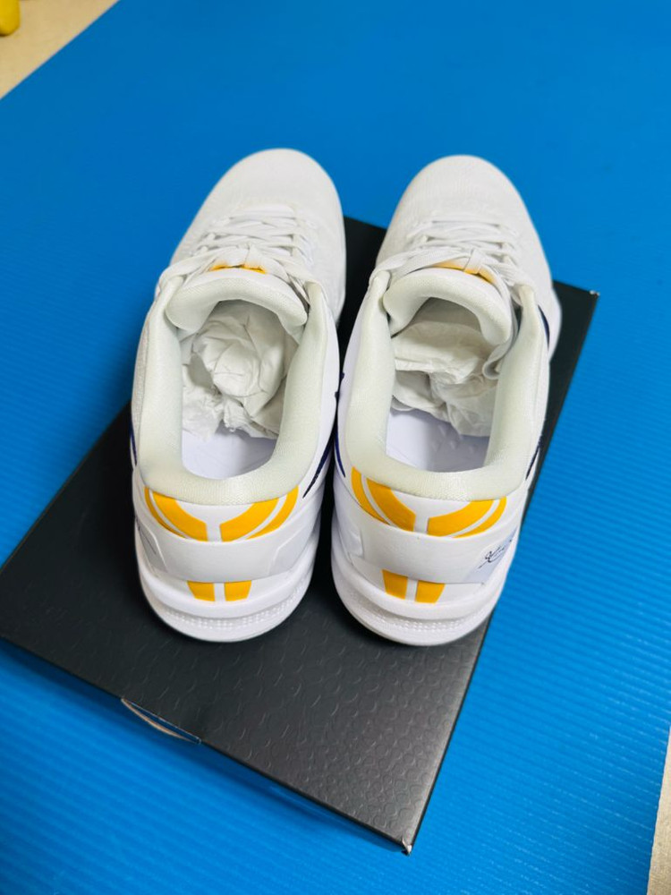 나이키 코비8 285 팝니다--3