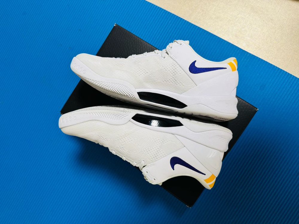 나이키 코비8 285 팝니다--6