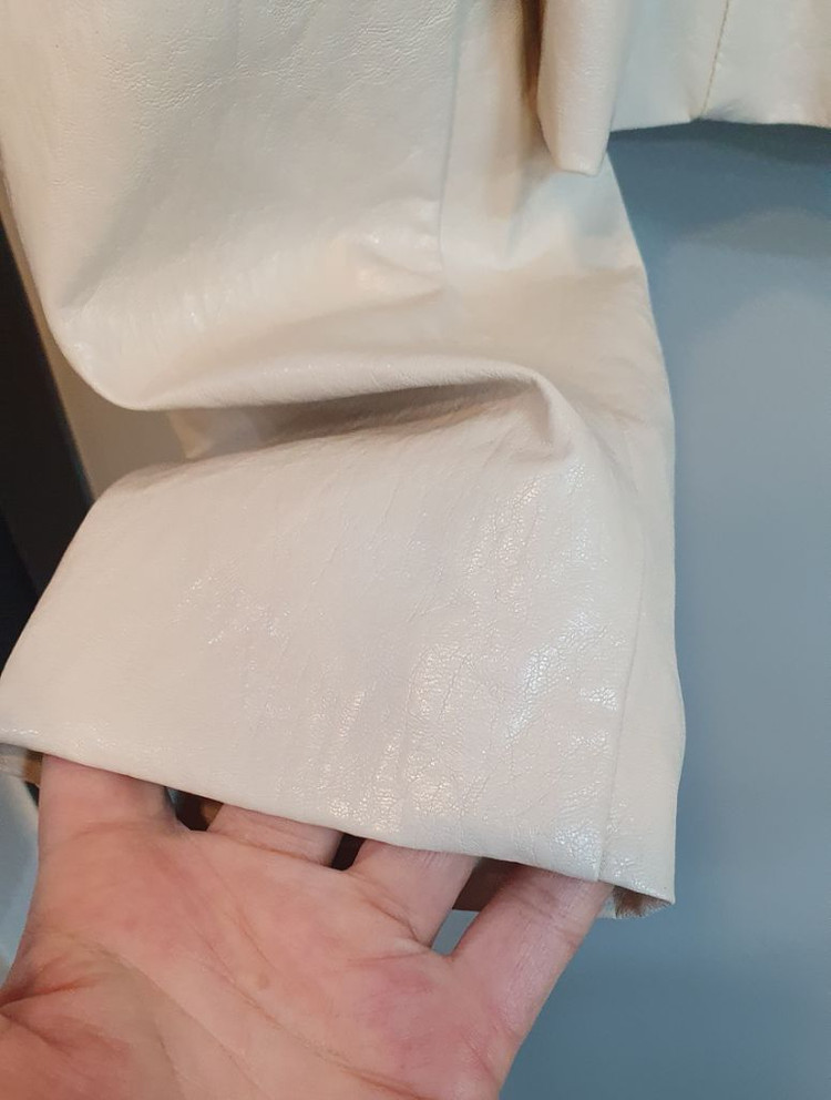 줄로그 어깨퍼프 숏레더자켓 프리가볍게입기좋아요상태깨끗좋아요--5