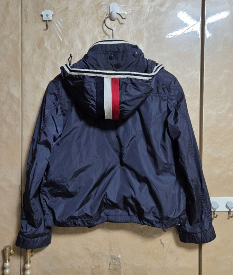 몽클레어 정품 키즈 남아용 경량 재킷--1