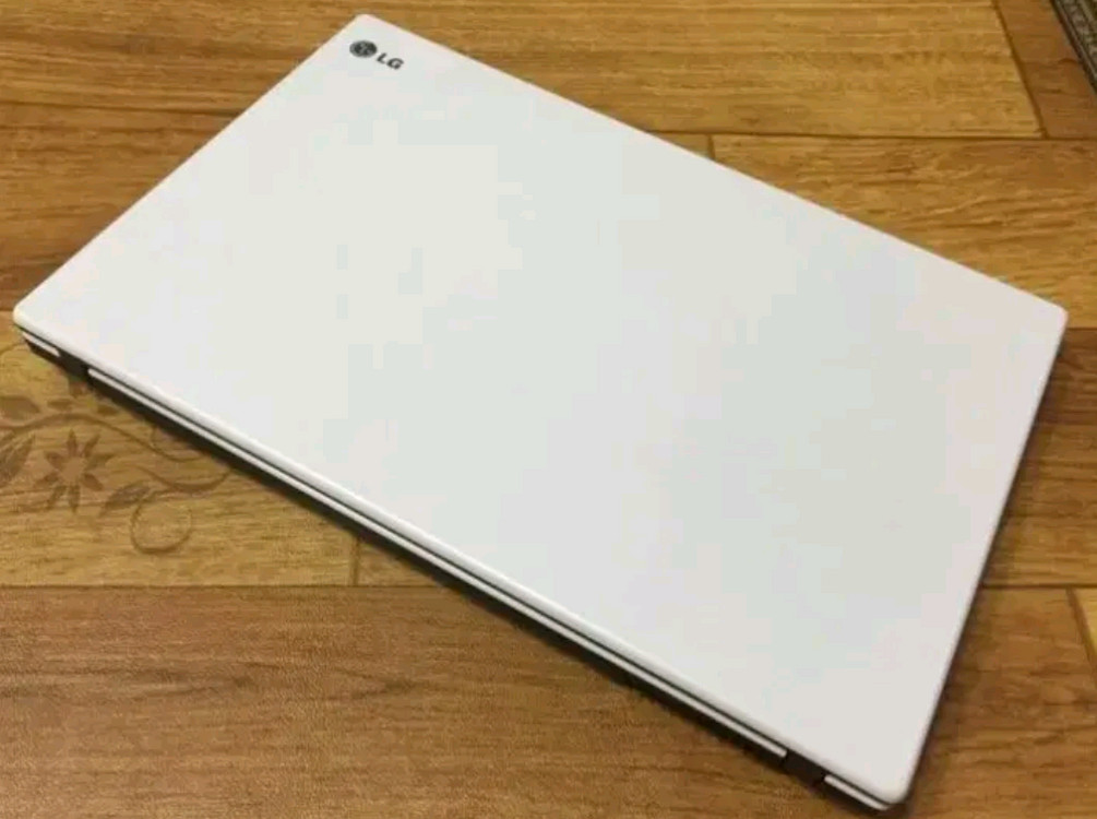 14.6인치 3D 게이밍 노트북/8GB--0