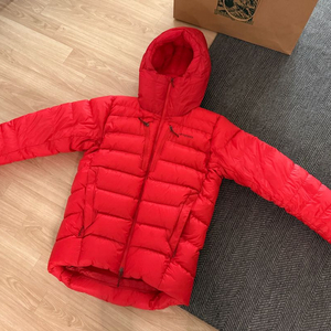 파타고니아 그레이드 7 신형 다운 패딩 S/95사이즈 새상품