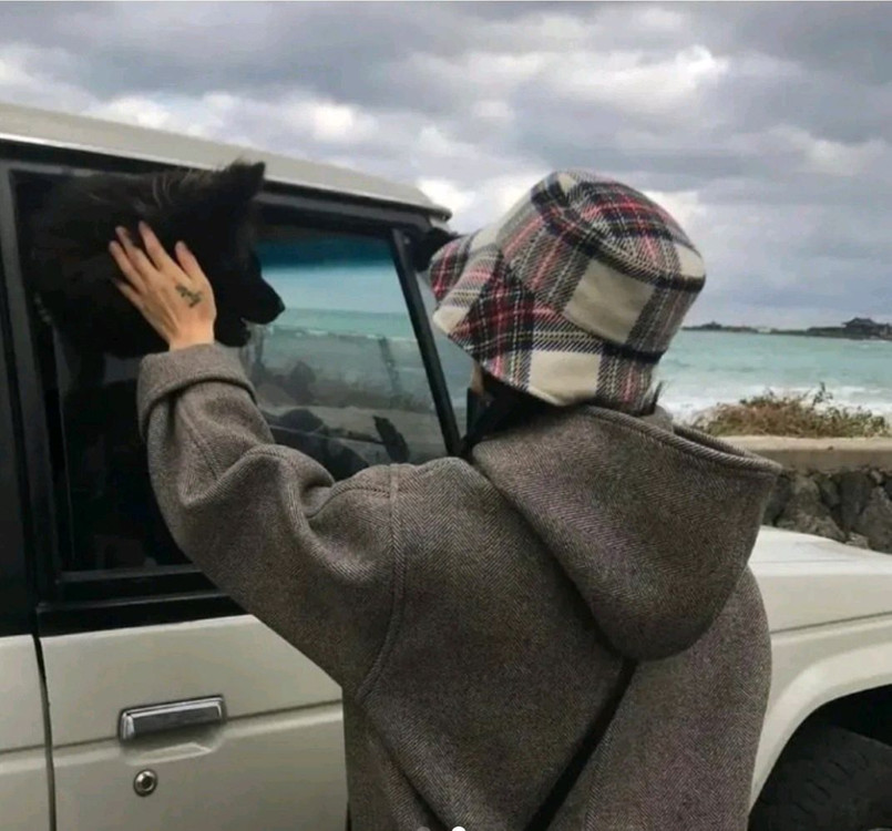 모데스트 무드 잉글랜드 체크 버킷햇--2