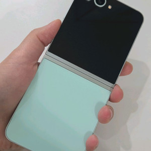 갤럭시 Z플립6 512G 무잔상SS급 서울z플립6 부산z플립6 대구z플립6 전주z플립6 창원z플립6 대전z플립6