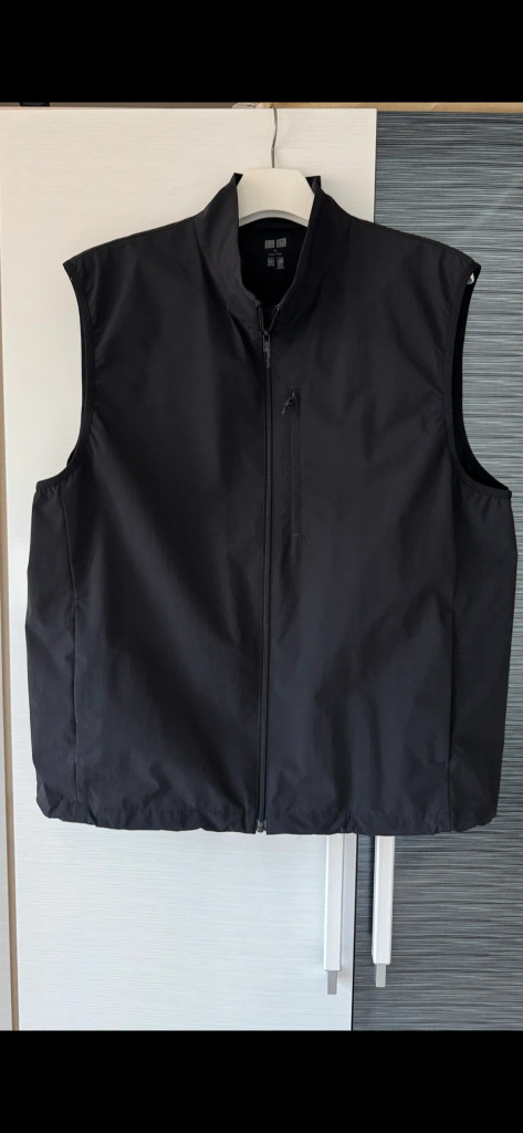 유니클로 윈드블럭 베스트 XL 블랙--1