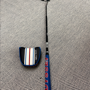 PT RH 오디세이 트리플트랙 세븐 Triple Track Seven 34인치 퍼터 판매 합니다.