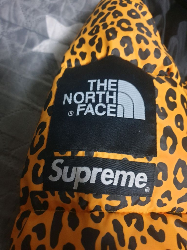 노스페이스 슈프림 11fw 레오파드 눕시 치토스 패딩 (L)--2