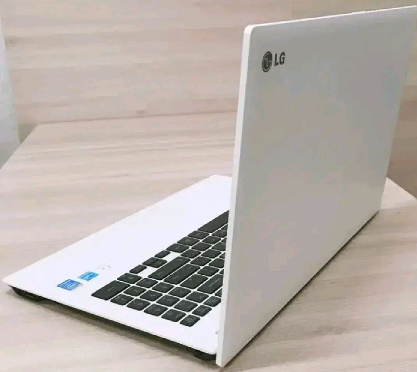 14.6인치 3D 게이밍 노트북/8GB--5