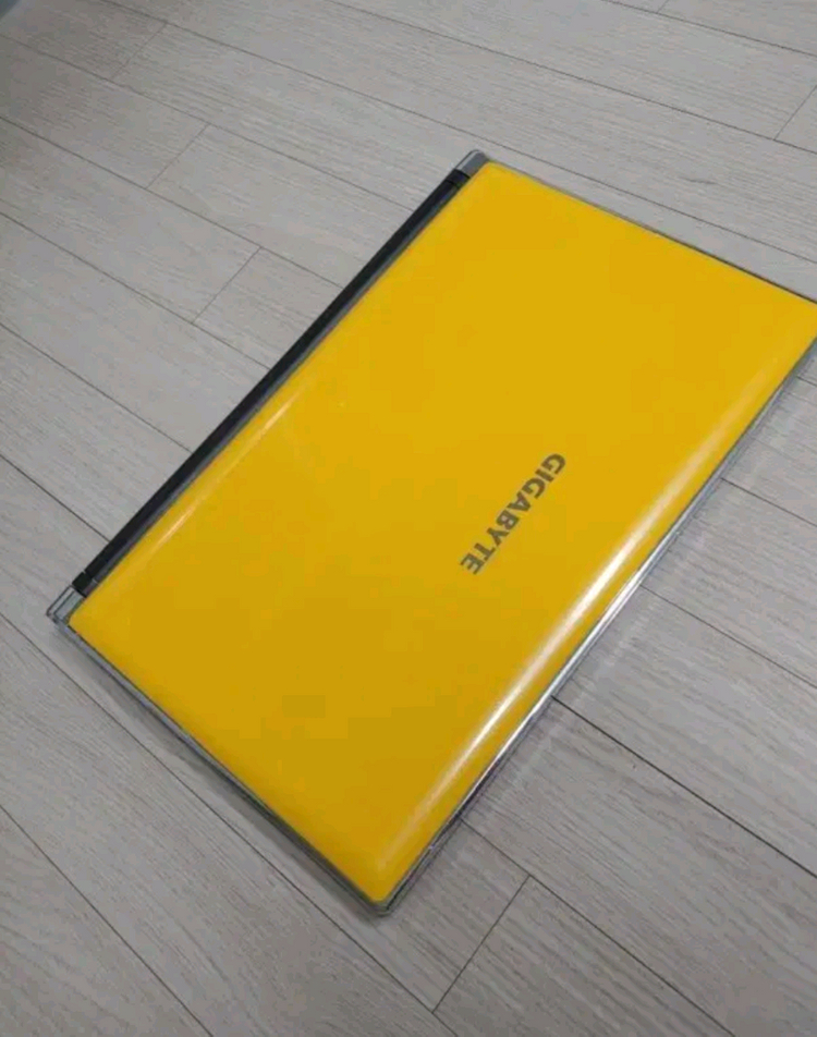 15.6인치 i7탑재/게이밍노트북/롤서든등잘됨--5