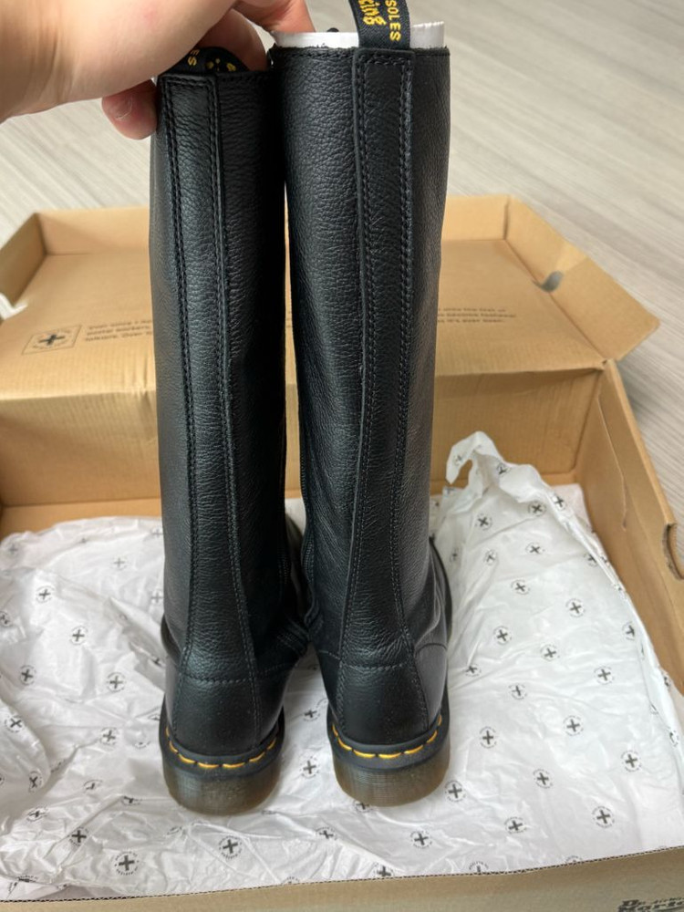 닥터마틴 1B60 이미지