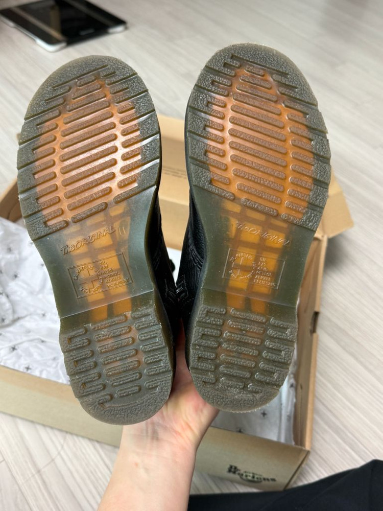 닥터마틴 1B60 이미지