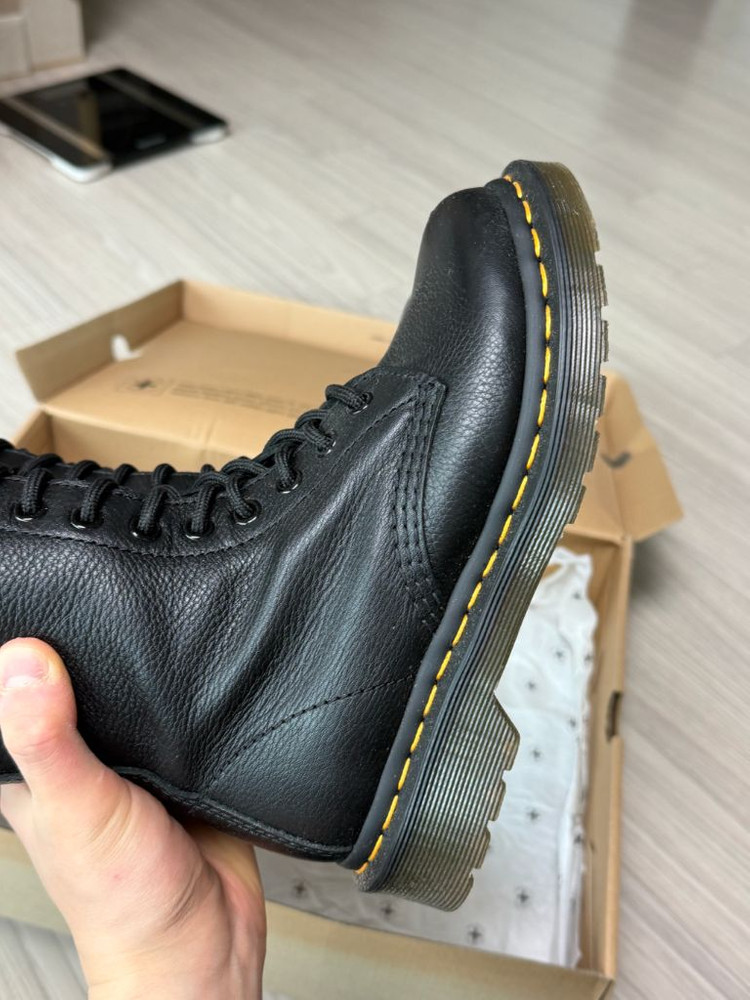 닥터마틴 1B60 이미지