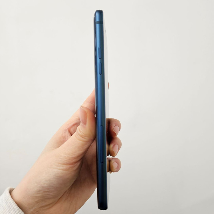 LG Q8 / S급 / 1-56--2