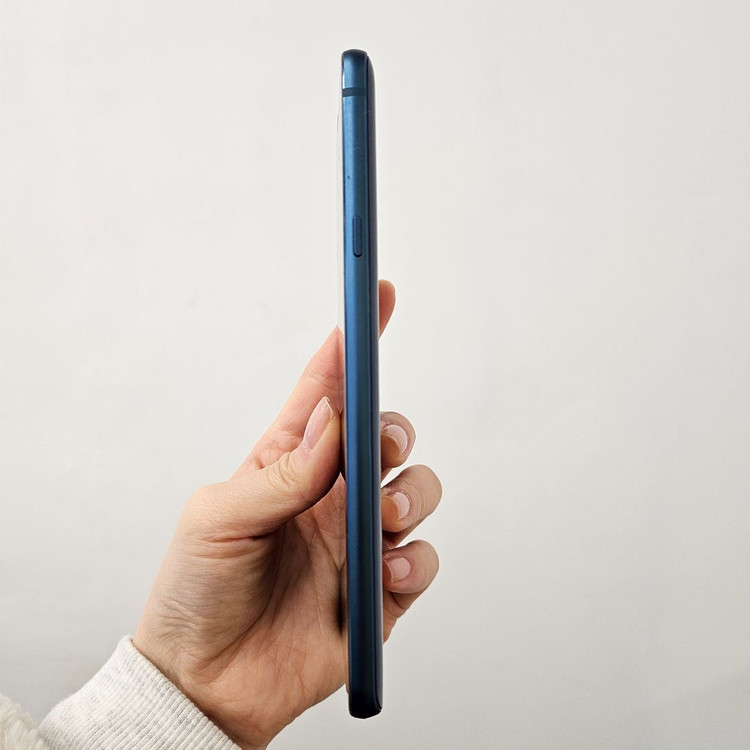 LG Q8 / S급 / 1-56--3