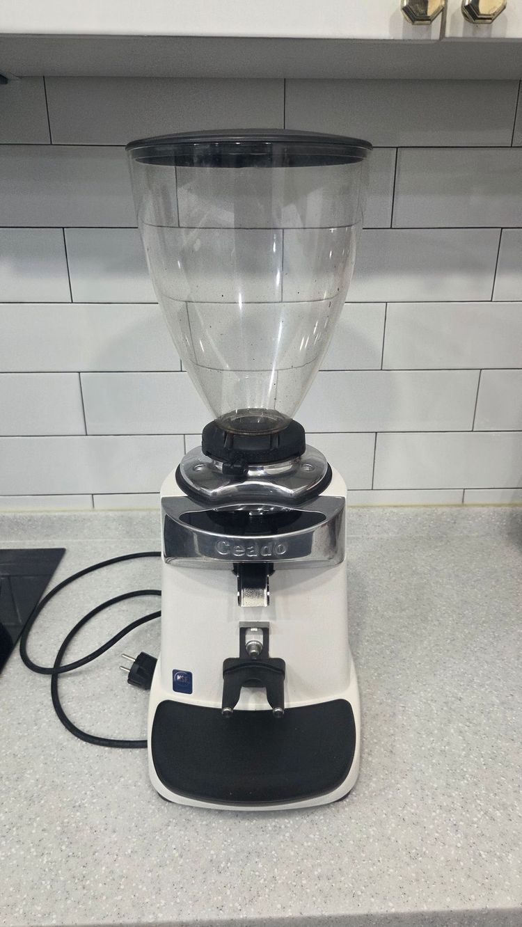 베제라 도무스MN , 체아도 커피 그라인더 판매 합니다. 이미지