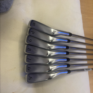 타이틀리스트 T350 4세대 최신형아이언세트 골프채 팝니다.