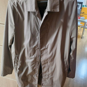 지오지아 베이지 트렌치