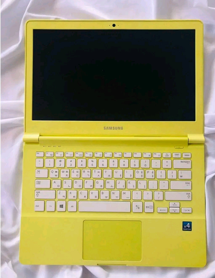 14.5인치 3D 노트북/ssd 탑재/외장그래픽--1