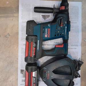 보쉬 36V 충전함마드릴세트 팝니다 이미지