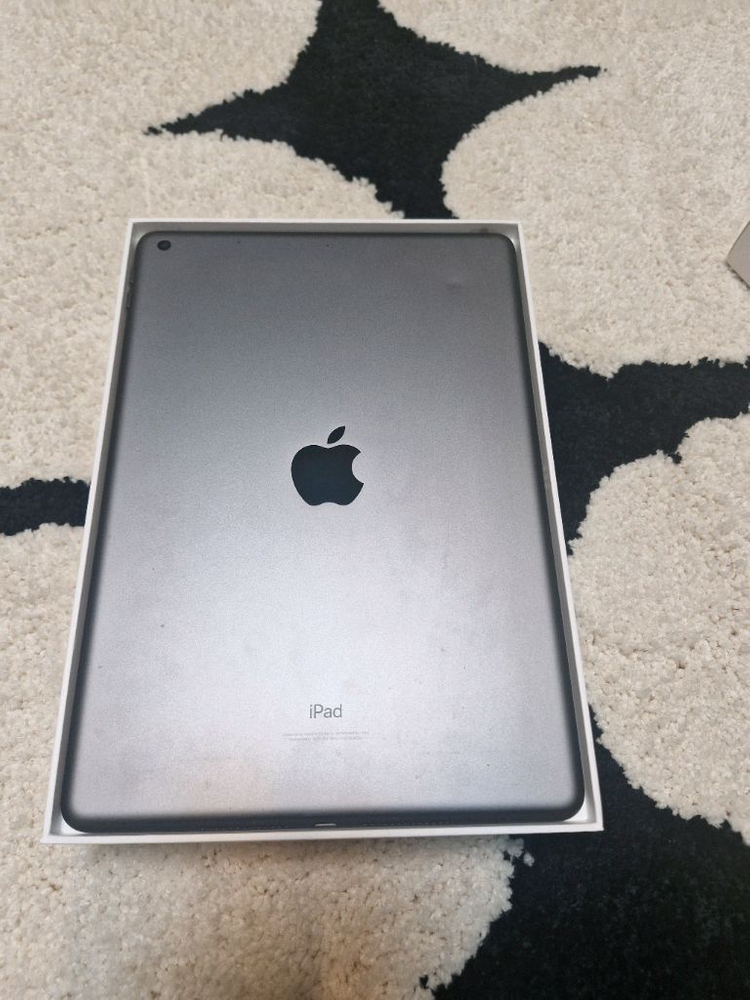 아이패드 9세대 64GB 스페이스 그레이 + 애플펜슬--1