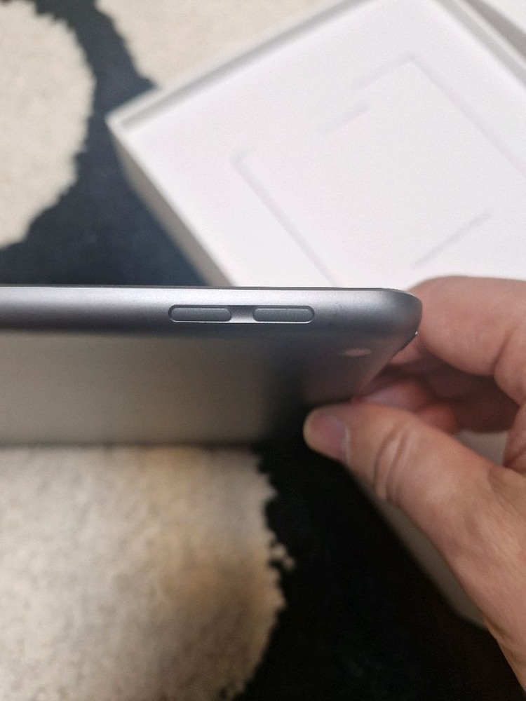 아이패드 9세대 64GB 스페이스 그레이 + 애플펜슬--3