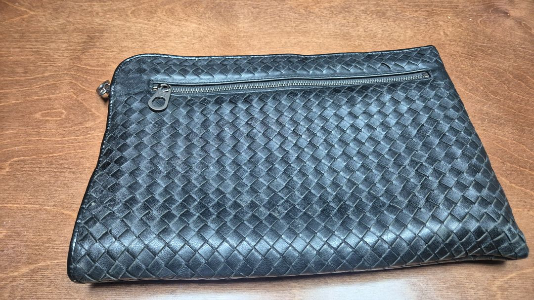 보테가베네타 클러치--1