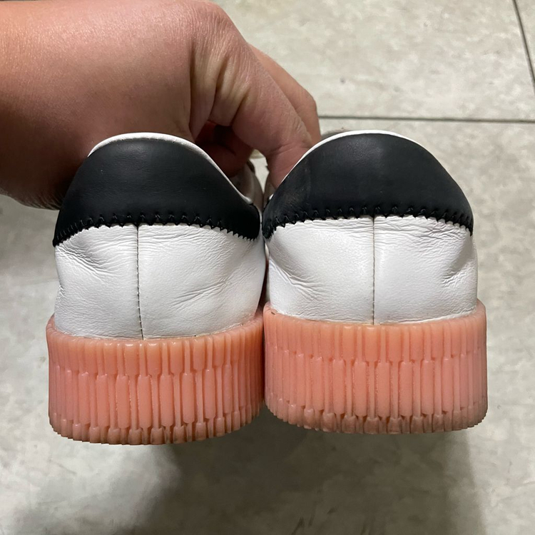 아디다스 삼바로즈 화이트 핑크 스니커즈 운동화 신발 240 이미지