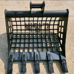 017채바가지 015채바가지 채버켓 굴삭기채바가지 미니굴삭기 017망바가지 포크레인채바가지 이미지