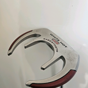 오디세이 세이버투스 33인치 퍼터