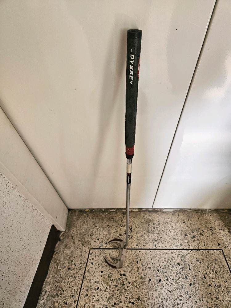 오디세이 세이버투스 33인치 퍼터--4