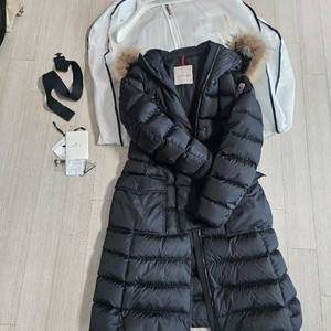 몽클레어 클로에 1사이즈팝니다 이미지