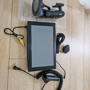 [7인치] 파인드라이브 iQ 3D 7000 BLACK 네비게이션