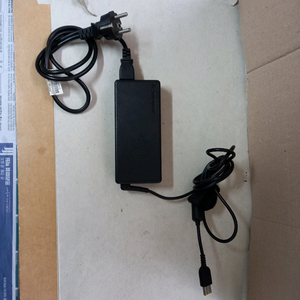 레노버 20V 6.75A 아답타