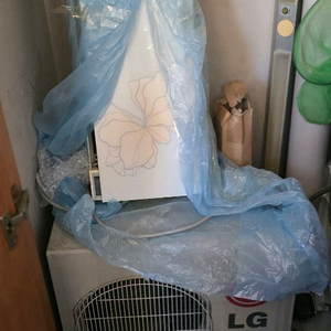 LG 벽걸이 에어컨 6평형 (실외기, 브라켓 포함) 10만원에 팝니다. 분리 완료. 이미지