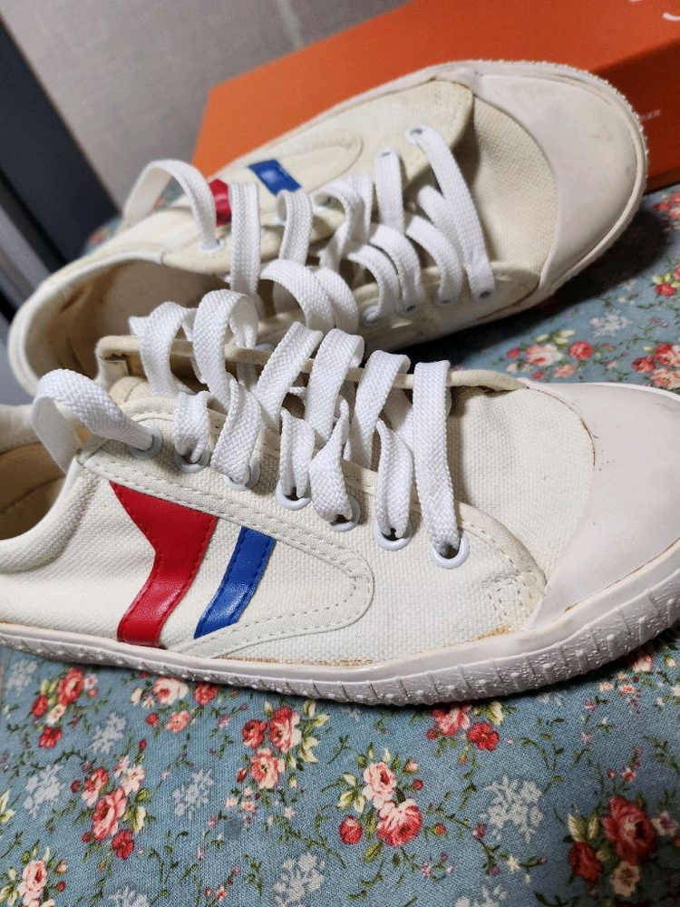 셀린느 정품 운동화--6