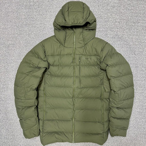 (정가68만) 노로나 피먼트 다운700 패딩 자켓. 25년도 새상품