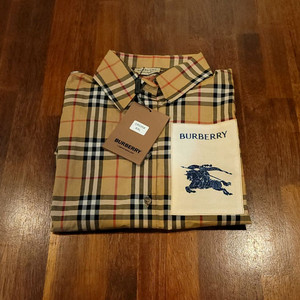 버버리 빈티지 노바체크 셔츠. 브라우스.