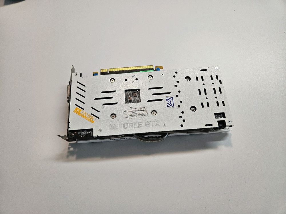 갤럭시 GALAX 지포스 GTX 1060 6GB 화이트--1