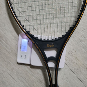 가격포기 데이비스 프로페셔널 테니스 라켓 5만원