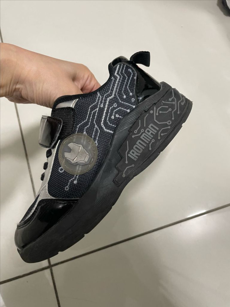 아이언맨 라이트닝 운동화 190cm--3
