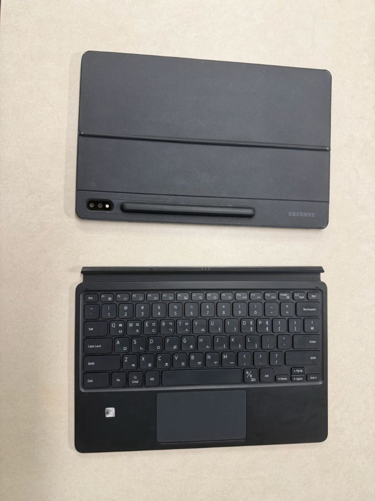 태블릿 + 매직키보드 세트--0