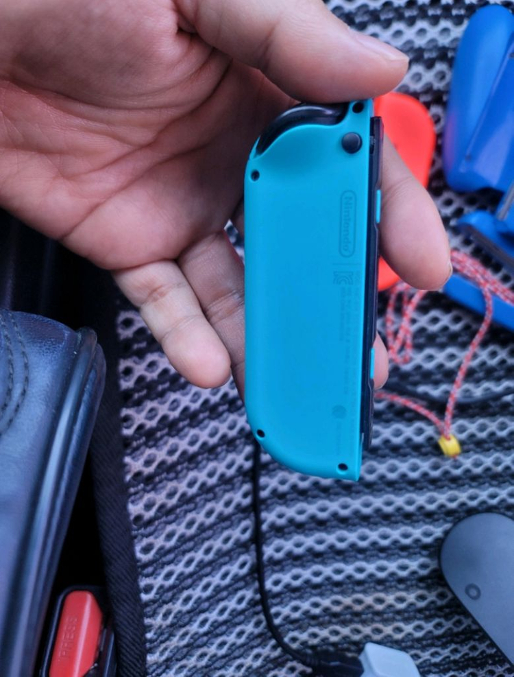 닌텐도 스위치 정품 조이콘 외 한정판 구성품 판매--1