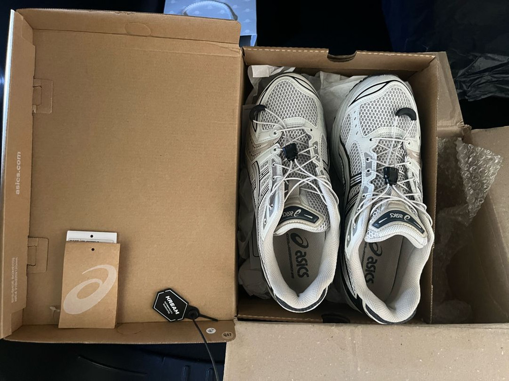 아식스 언리미티드 젤 카야노 14 스모크 그레이 265--1