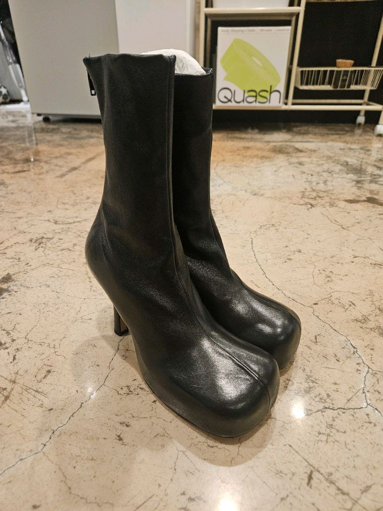 보테가 베네타 여성 블랙 레더 볼드 부츠힐 새상품 미착용 사이즈 38--4