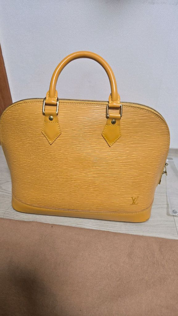 에삐 레더 벨백--4