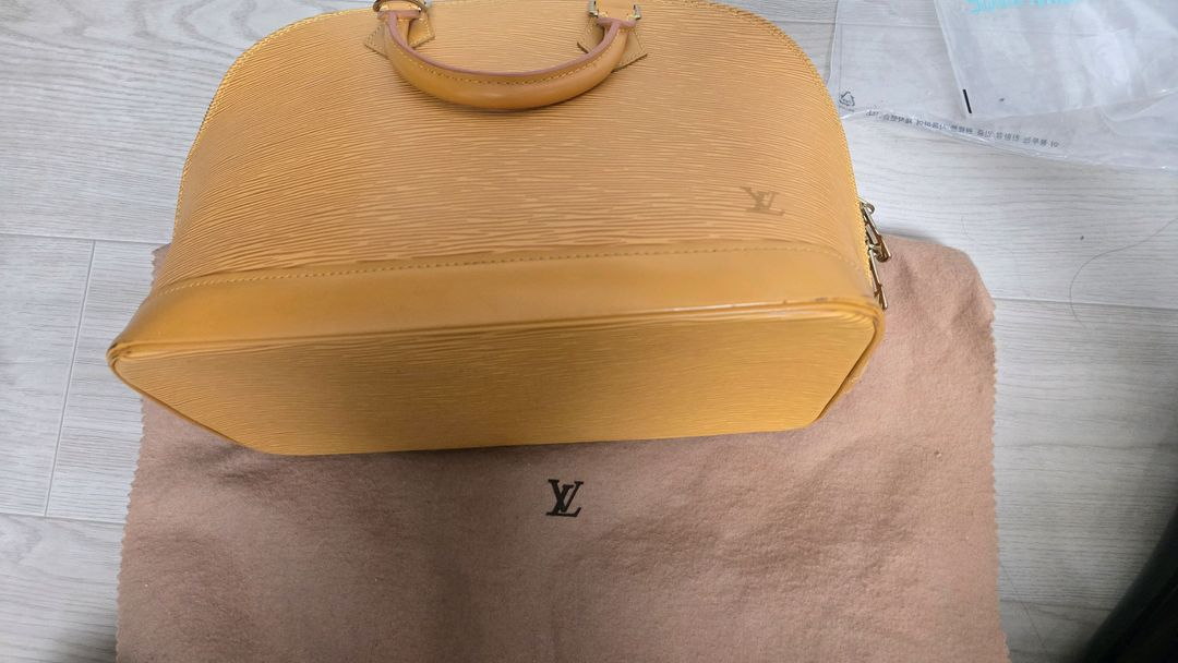 에삐 레더 벨백--5